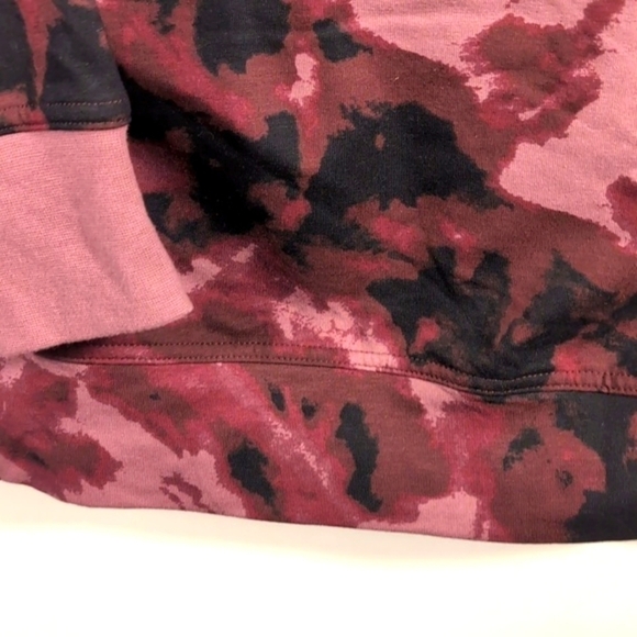 NWT Ingrid & Isabel Tie Dye Maternity Hoodie Size S Cozy - Picture 11 of 11